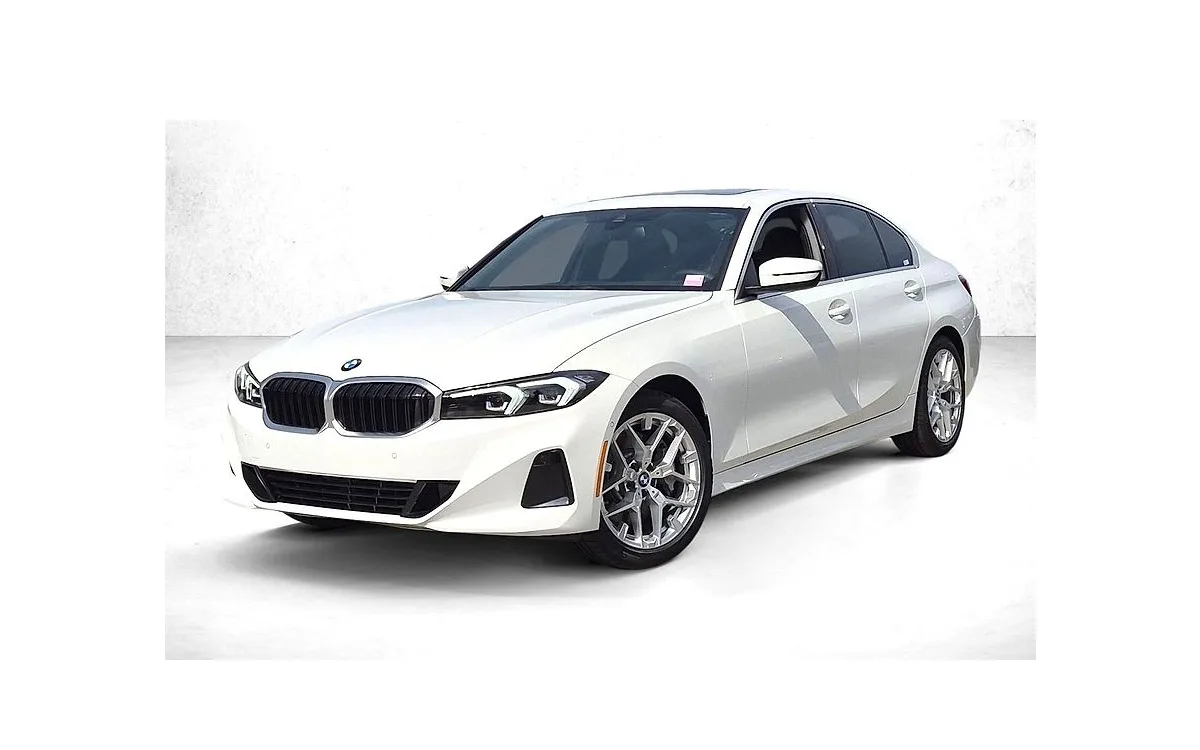 2026 BMW 330i Sedan in Alpine White