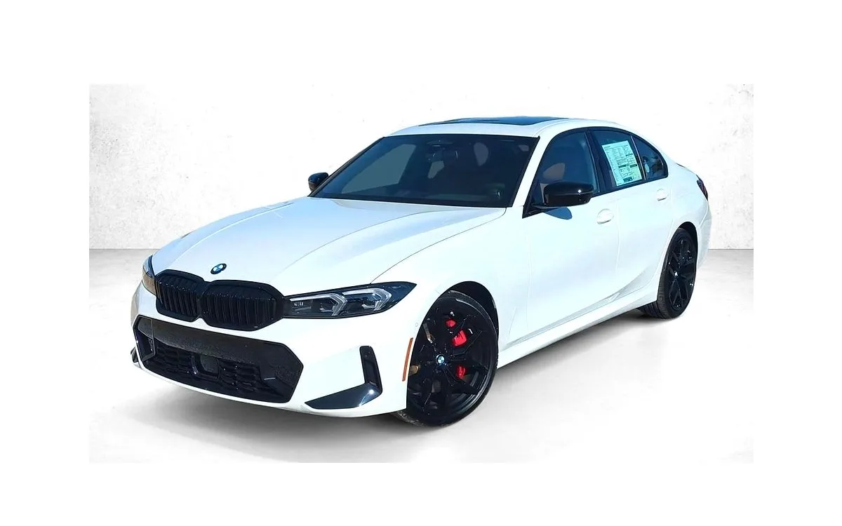 2026 BMW 330i xDrive Sedan in Mineral White