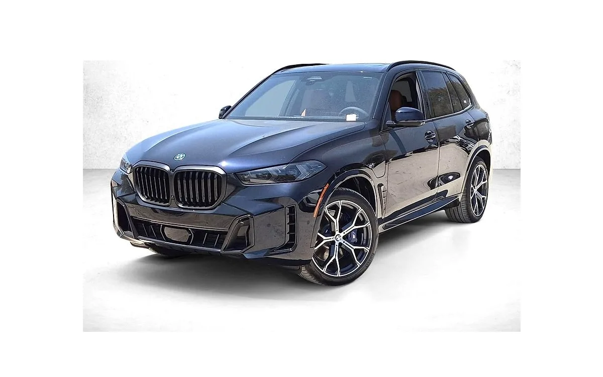 2026 BMW X5 xDrive50e in Carbon Black