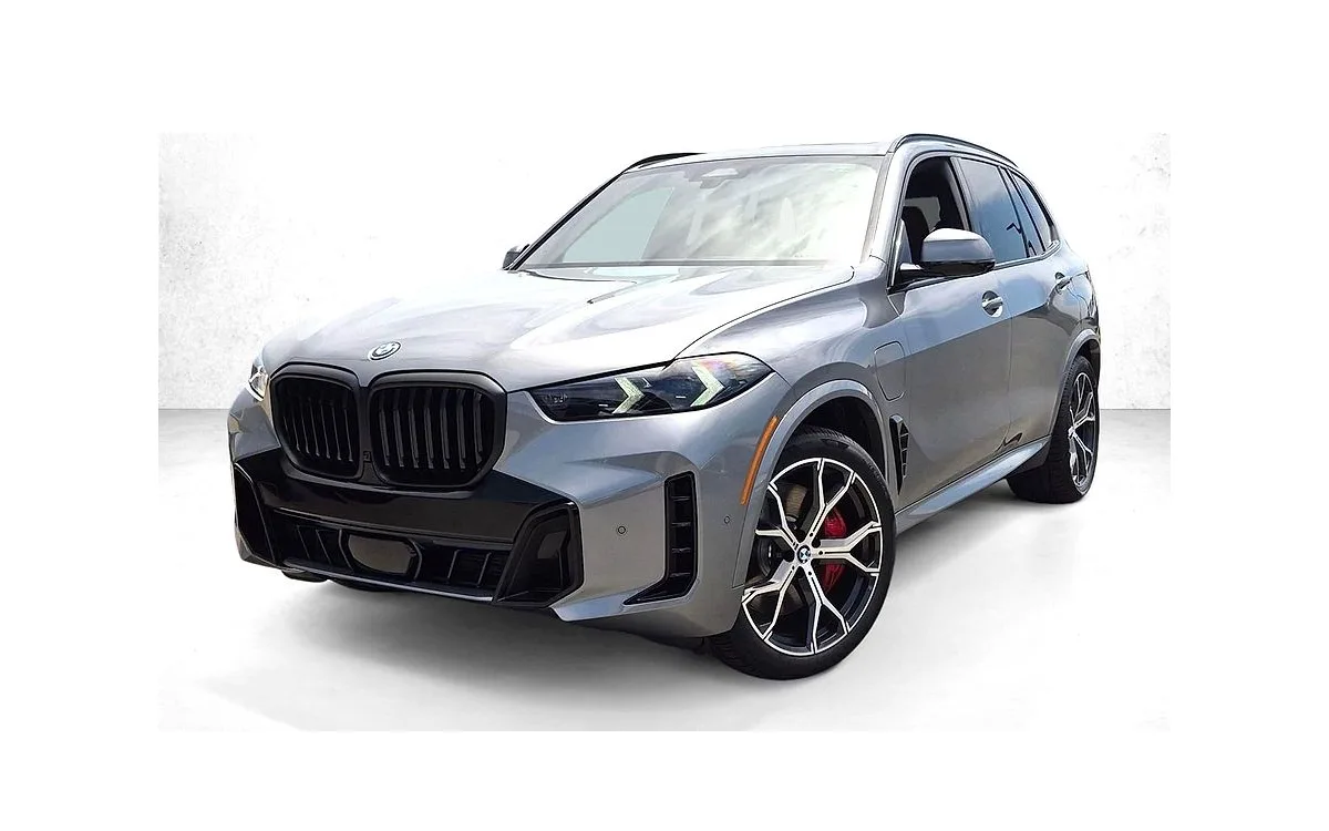 2026 BMW X5 xDrive50e in Skyscraper Gray