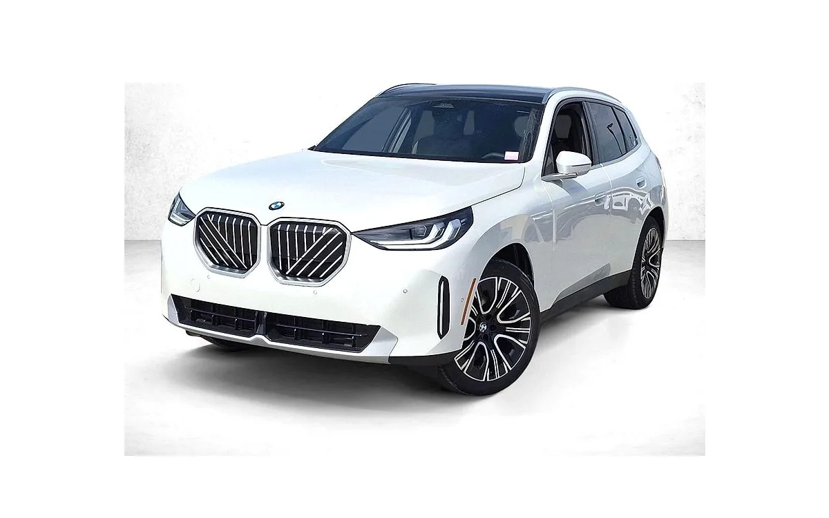 2026 BMW X3 30 xDrive in Mineral White