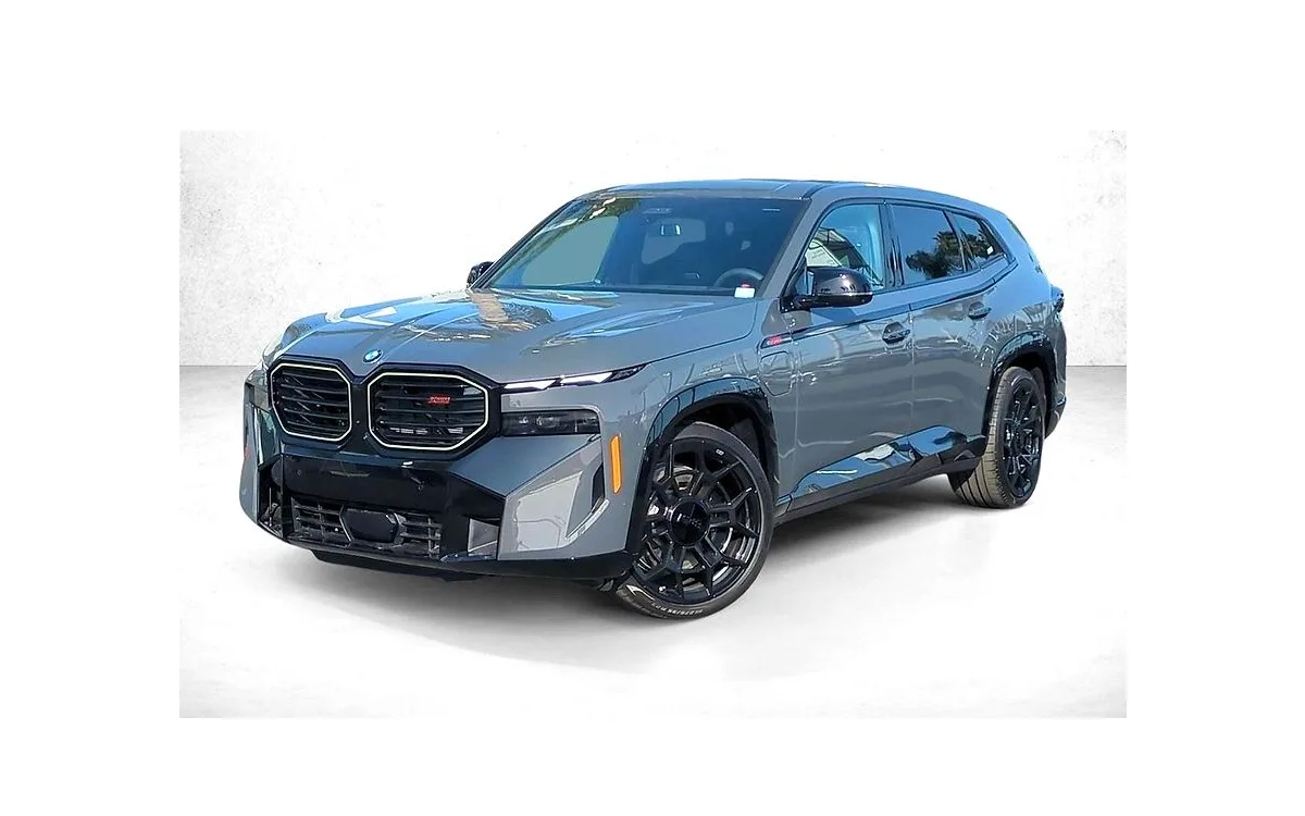 2026 BMW XM in Dravit Gray