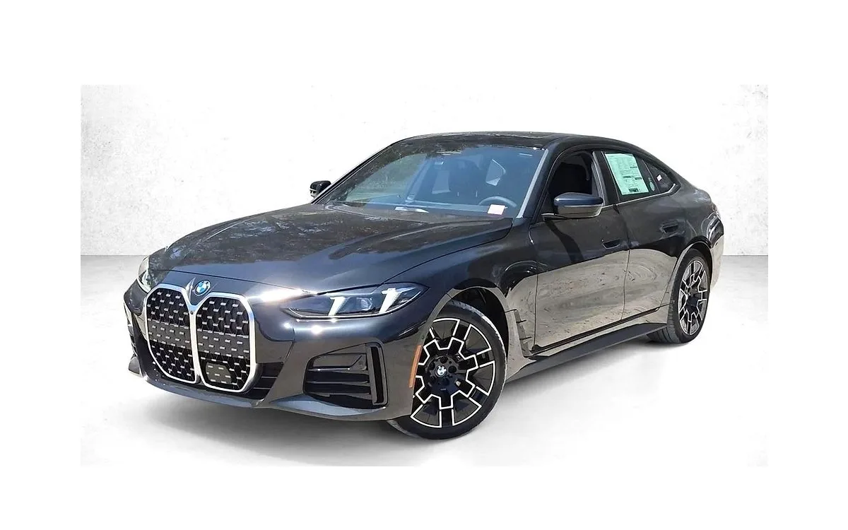 2026 BMW 430i Gran Coupe in Black Sapphire