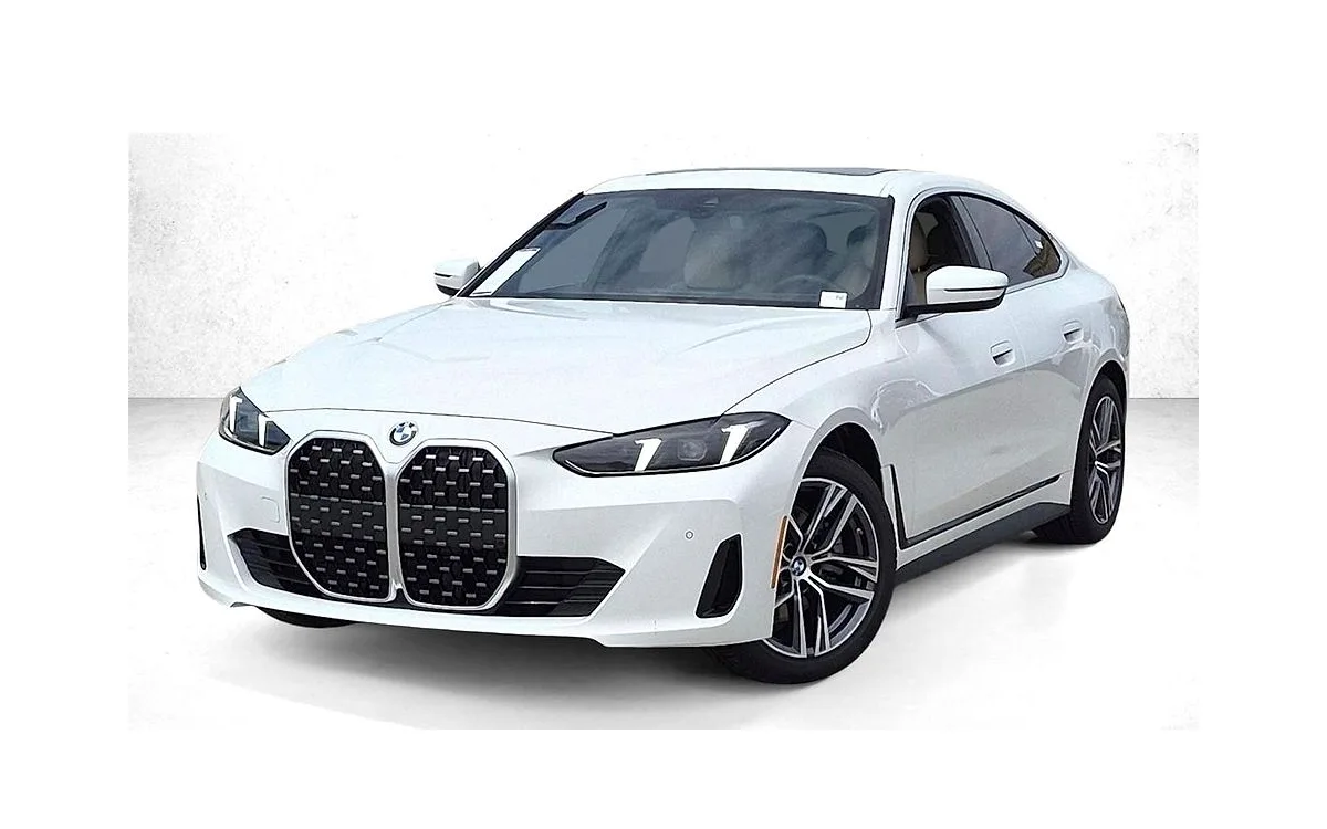 2026 BMW 430i Coupe in Alpine White