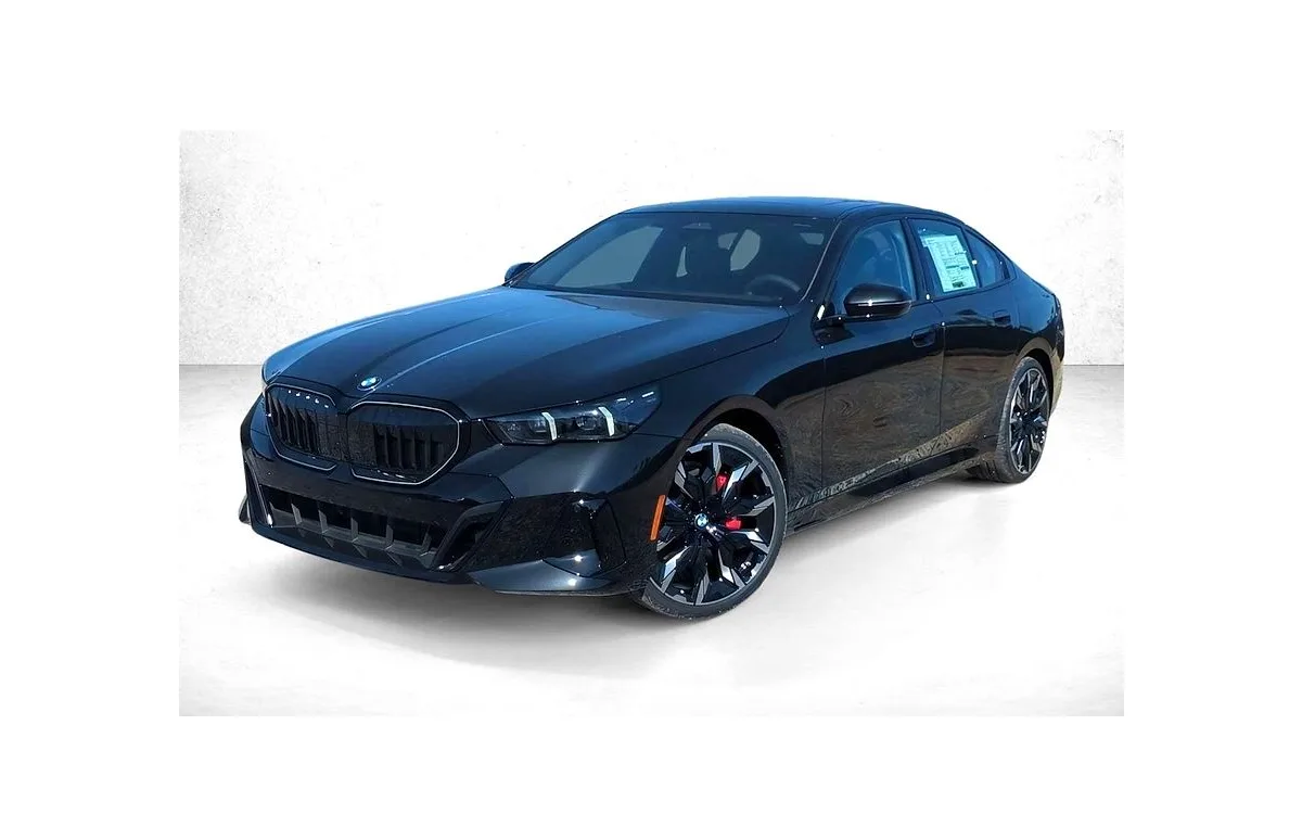 2027 BMW 530i Sedan in Black Sapphire