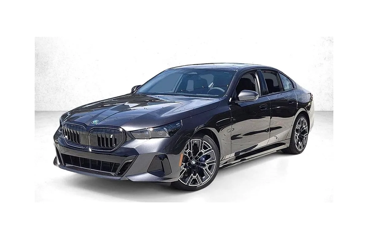 2027 BMW i5 eDrive40 in Dark Graphite
