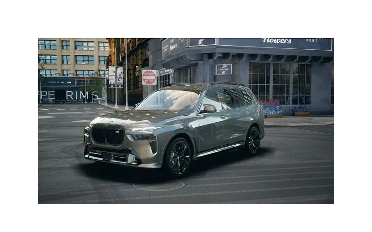 2027 BMW X7 M60i in Dravit Gray